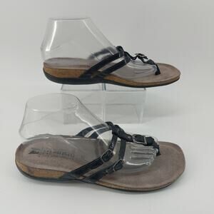 Mephisto Womens Size 10 Black Patent Leather Thong Sandals EUR 40